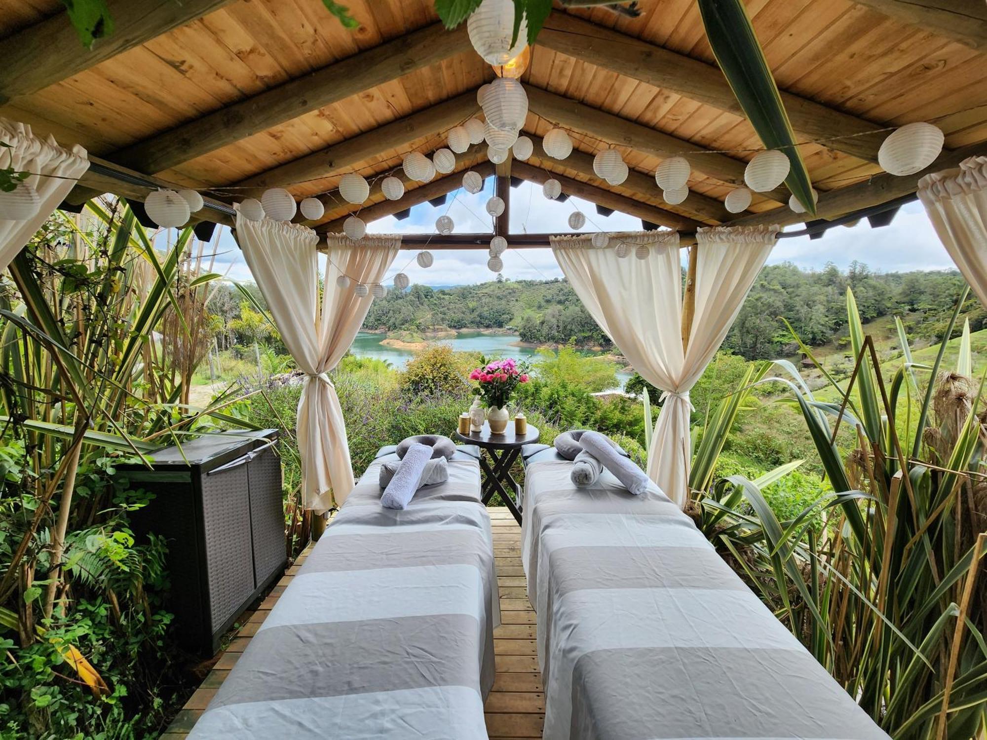 Levit Glamping - Hotel Guatapé ADULTS ONLY Extérieur photo