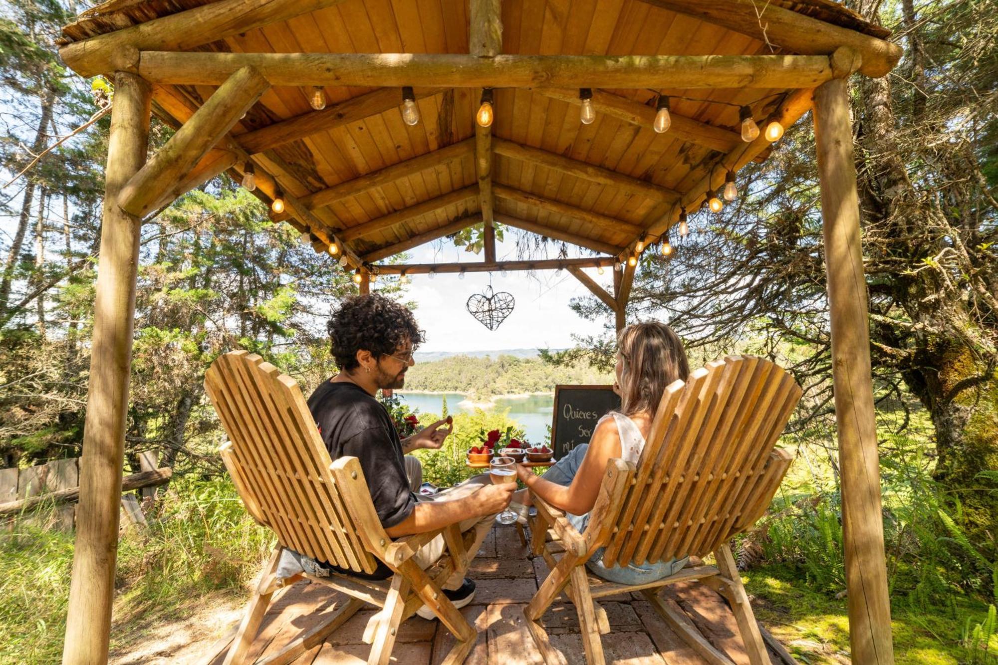 Levit Glamping - Hotel Guatapé ADULTS ONLY Extérieur photo